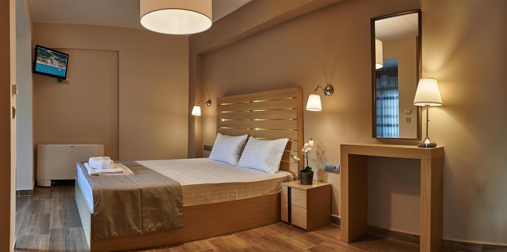 Athos Thea Luxury Sarti